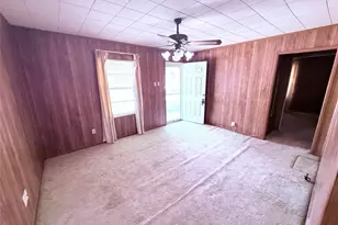 143 W Turner St, Perrin, TX 76486 - Photo 20