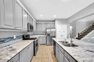 716 Candle Meadow Blvd, DeSoto, TX 75115 - Photo 10