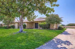 3005 Saddlehead Dr, Plano, TX 75075 - Photo 2