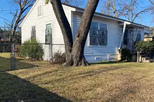 3415 Edgewood St, Dallas, TX 75215 - Photo 2