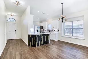 2108 Shady Bend Cir, Little Elm, TX 75068 - Photo 2