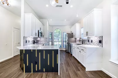 2108 Shady Bend Circle, Little Elm, TX 75068 - Photo 8