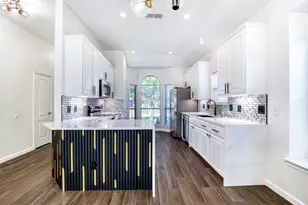 2108 Shady Bend Cir, Little Elm, TX 75068 - Photo 8