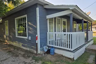 535 Hancock St, Gainesville, TX 76240 - Photo 2