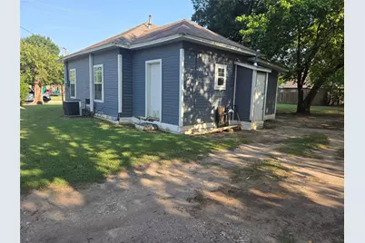 535 Hancock Street, Gainesville, TX 76240 - Photo 6