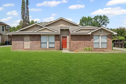 5505 Oak Brook Road, Arlington, TX 76016 - Photo 1