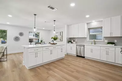 10129 Gateway Lane, Dallas, TX 75218 - Photo 10