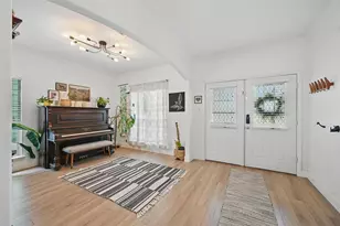 1828 Brown Thrasher Blvd, Savannah, TX 76227 - Photo 8