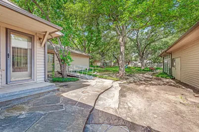 1222 Kentucky, Graham, TX 76450 - Photo 24