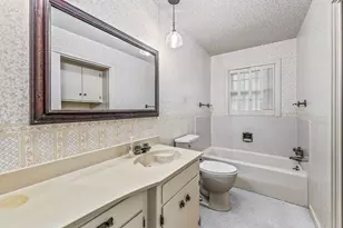 1222 Kentucky, Graham, TX 76450 - Photo 16