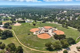 1703 Foster Dr, Arlington, TX 76012 - Photo 36