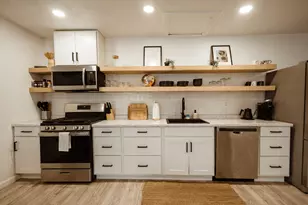 1810 N 11th St, Waco, TX 76707 - Photo 20