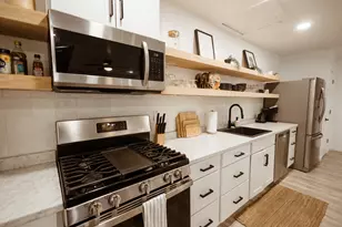 1810 N 11th St, Waco, TX 76707 - Photo 24