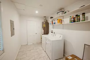 1810 N 11th St, Waco, TX 76707 - Photo 32