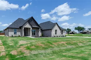 205 Stuart, Paradise, TX 76073 - Photo 4