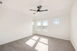 1125 Chandler Dr, Crowley, TX 76036 - Photo 34