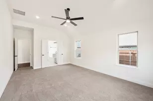 1125 Chandler Dr, Crowley, TX 76036 - Photo 22