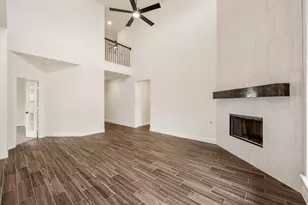 1125 Chandler Dr, Crowley, TX 76036 - Photo 6