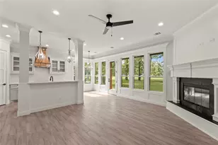 221 St Andrews Dr, Mabank, TX 75156 - Photo 2