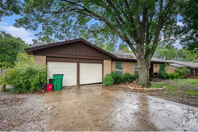 4616 Starlight Drive, Haltom City, TX 76117 - Photo 2