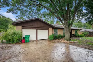 4616 Starlight Dr, Haltom City, TX 76117 - Photo 2