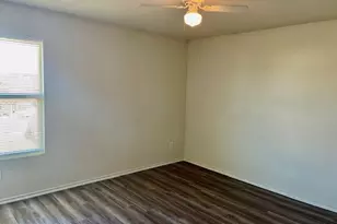 820 Wrigley Dr, Burleson, TX 76028 - Photo 34