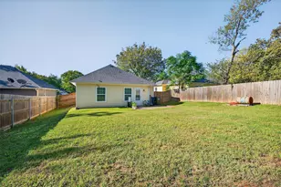 425 W Johnson, Denison, TX 75020 - Photo 24