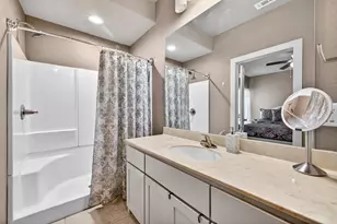 425 W Johnson, Denison, TX 75020 - Photo 18