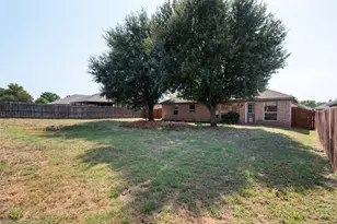 3018 Stroll Dr, Granbury, TX 76049 - Photo 6