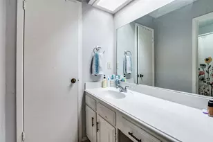 2518 Via Avenida, Carrollton, TX 75006 - Photo 14