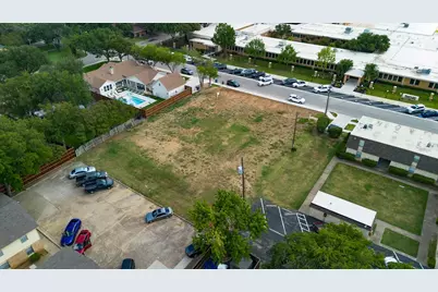 723 E Worth Street, Grapevine, TX 76051 - Photo 12