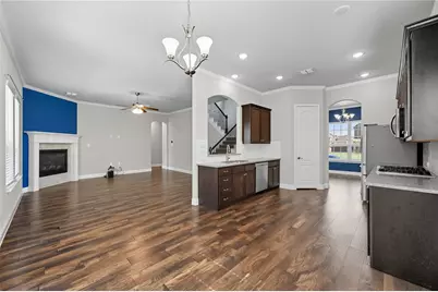 300 Burberry Drive, Grand Prairie, TX 75052 - Photo 20