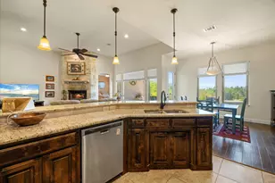 158 Valley View, Glen Rose, TX 76043 - Photo 16