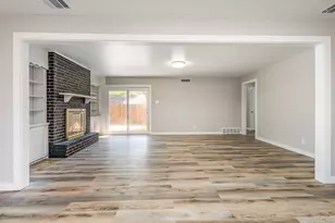 809 Carroll Dr, Garland, TX 75041 - Photo 10