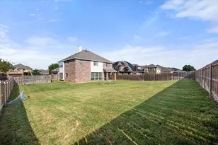 1112 Vickery Dr, DeSoto, TX 75115 - Photo 4