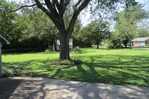 211 Rs County Road 1451, Point, TX 75472 - Photo 16