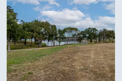 800 Peninsula Drive, Honey Grove, TX 75446 - Photo 2