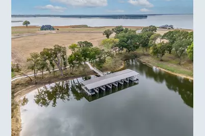 800 Peninsula Drive, Honey Grove, TX 75446 - Photo 10