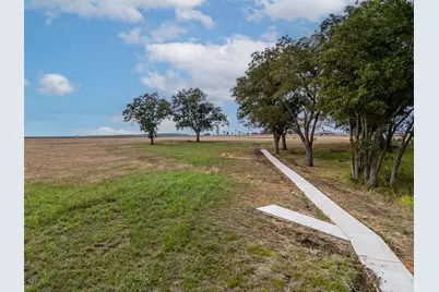 800 Peninsula Drive, Honey Grove, TX 75446 - Photo 20