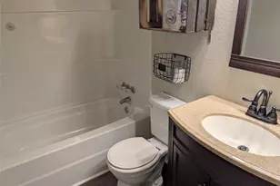 11478 Gordon Ln, Mabank, TX 75147 - Photo 18