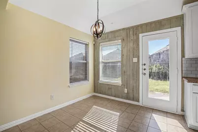 1012 Villa Paloma Boulevard, Little Elm, TX 75068 - Photo 8