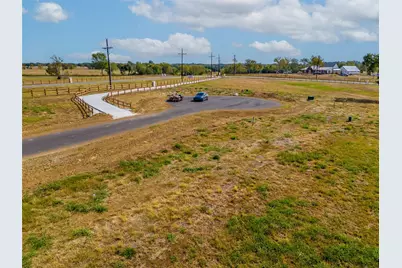 237 Lakeshore Terrace, Windom, TX 75492 - Photo 12