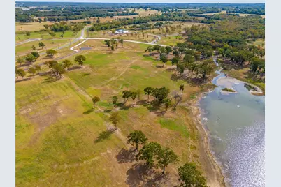 237 Lakeshore Terrace, Windom, TX 75492 - Photo 4