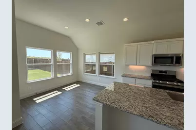 5005 Meadow Vista Lane, Fort Worth, TX 76036 - Photo 4