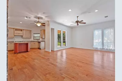 507 W 2nd Street, Maypearl, TX 76064 - Photo 2