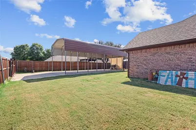 609 Oak Street, Pilot Point, TX 76258 - Photo 22