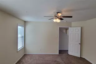 8805 Wayne St, Cross Roads, TX 76227 - Photo 12