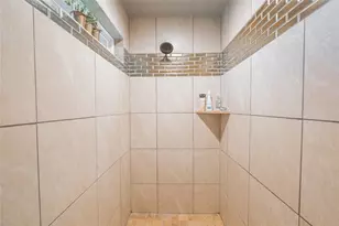 2404 Duro Ct, Granbury, TX 76048 - Photo 18