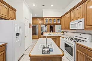 710 Mc Murry Dr, Waxahachie, TX 75165 - Photo 14