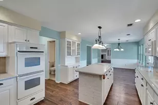 1140 Cedar Dr, Midlothian, TX 76065 - Photo 10